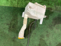 กระปุกน้ำฉีดกระจก SUBARU OUTBACK OEM 86631AG000 BP9 2004 EJ253 AT