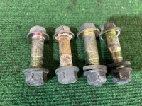 น็อตปรับศูนย์ล้อหน้า SUBARU OUTBACK OEM 20540AA090 20540AA100 BP9 2004 EJ253 AT