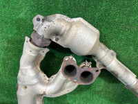 ท่อร่วมไอเสีย SUBARU OUTBACK OEM 44105AG040 44105AG050 BP9 2004 EJ253 AT