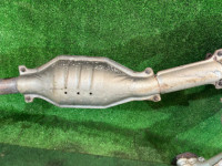 ท่อร่วมไอเสีย SUBARU OUTBACK OEM 44105AG040 44105AG050 BP9 2004 EJ253 AT