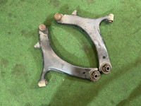 ปีกนกหน้า 20202AG001 20202AG011 SUBARU OUTBACK