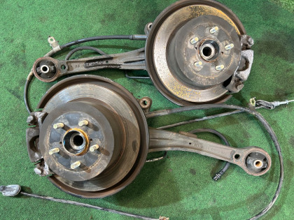 Bujes traseros SUBARU OUTBACK OEM 28473AG000 26700AG000 26692AG020 26692AG030 BP9 2004 EJ253 AT