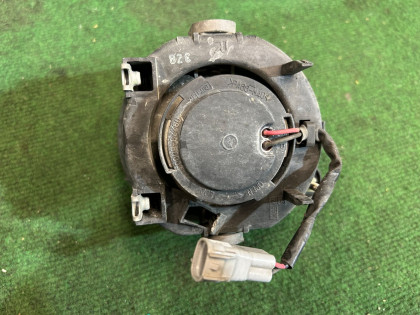 Right fog light SUBARU OUTBACK OEM 84501AG020 BP5 2004