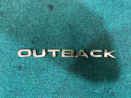 Emblem золотая SUBARU OUTBACK BP5 2004 GOLD 39J