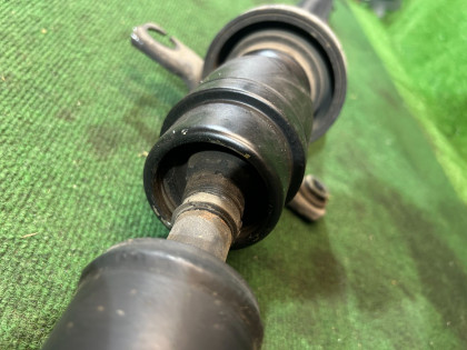 เพลากลาง МТ SUBARU LEGACY OEM 27111AE091, 27111AE092 BH5 2002 EJ208 MT5
