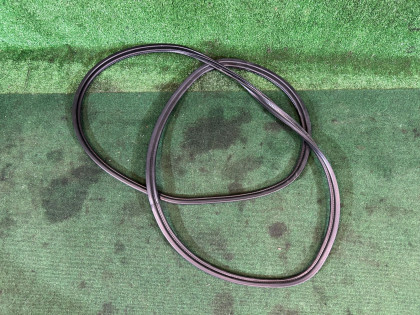 トランクウェザーストリップ SUBARU OUTBACK OEM 63516AG000 BP9 2004 GOLD 39J