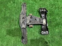 คานรองเกียร์ธรรมดา SUBARU LEGACY OEM 41011AE020 41011AE100 41011FE050 BH5 2002 EJ208 MT5