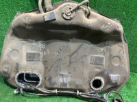 ถังน้ำมัน SUBARU LEGACY OEM 42012AE010 BH5 2002 EJ208 MT5