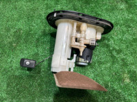 燃料ポンプ целые трубки SUBARU LEGACY OEM 42021AE010 BH5 2002 EJ208 MT5