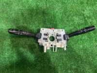 สวิตช์ก้านคอพวงมาลัย оптитрон SUBARU LEGACY OEM 83111AE040 BH5 2002 EJ208 MT5