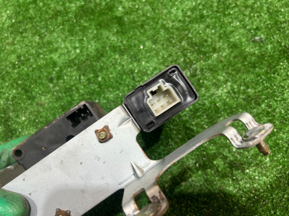 หม้อพักท้าย с заслонкой SUBARU LEGACY OEM 44300AE050 BH5 2002 EJ208 MT5