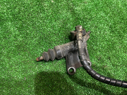แม่ปั๊มคลัตช์บน Свап SUBARU LEGACY OEM 30622AA010 30620AA013 BH5 2002 EJ208 MT5