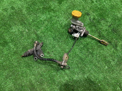 แม่ปั๊มคลัตช์บน Свап SUBARU LEGACY OEM 30622AA010 30620AA013 BH5 2002 EJ208 MT5