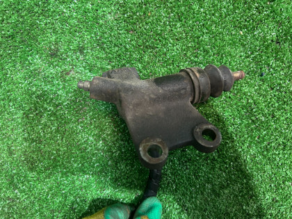 แม่ปั๊มคลัตช์บน Свап SUBARU LEGACY OEM 30622AA010 30620AA013 BH5 2002 EJ208 MT5