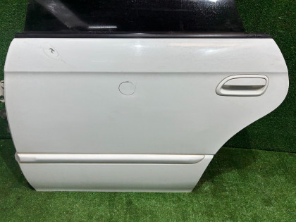 Дверь задняя левая SUBARU LEGACY OEM 60400AE410 BH5 2002 WHITE 51E