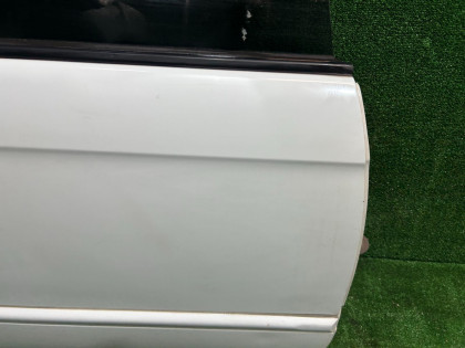 Puerta trasera derecha SUBARU LEGACY OEM 60400AE400 BH5 2002 WHITE 51E