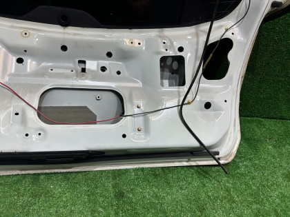 ประตูท้าย SUBARU LEGACY OEM 60800AE060 BH5 2002 WHITE 51E