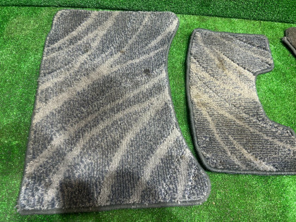 Floor mats SUBARU LEGACY BH5 2002 WHITE 51E