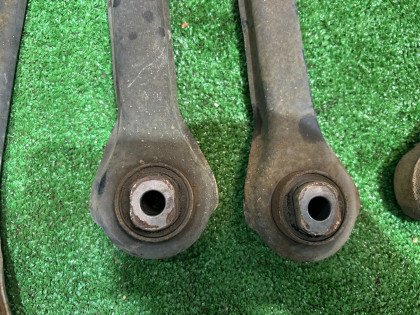 Braços de suspensão traseiros SUBARU LEGACY OEM 20250AE010 20250AE000 20250AE020 20250AE040 BH5 2002 EJ208 MT5