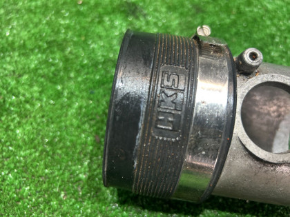 Патрубок Под маф HKS SUBARU LEGACY OEM 46052FE001 22680AA310 BH5 2002 EJ208 MT5
