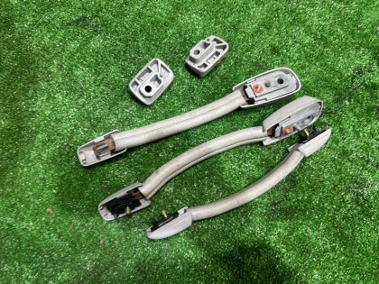 มือจับภายในห้องโดยสาร SUBARU LEGACY OEM 92041AE020OB 92041AE030OB 92043AE000OB 92045AE000OB 92045AE010OB BH5 2002 WHITE 51E