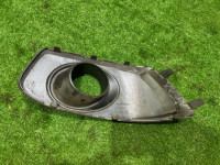 Embellecedor ciego del antiniebla izquierdo SUBARU LEGACY OEM 57731AE310 BH5 2002 WHITE 51E