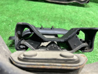 คานรองเกียร์ธรรมดา SUBARU LEGACY OEM 41022AC180 41011AE020 BE5 BH5 1999 EJ208 MT5