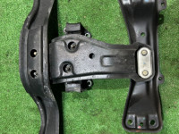 คานรองเกียร์ธรรมดา SUBARU LEGACY OEM 41022AC180 41011AE020 BE5 BH5 1999 EJ208 MT5