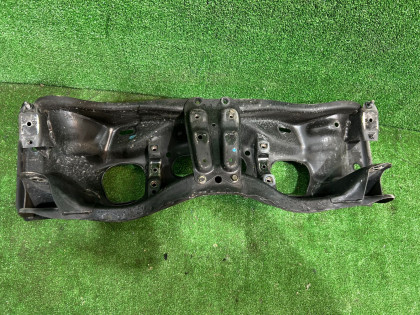 Travesaño delantero SUBARU LEGACY OEM 20100AC021 BE5 BH5 1999 EJ208 MT5