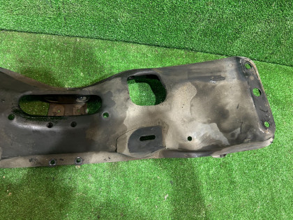 Travesaño delantero SUBARU LEGACY OEM 20100AC021 BE5 BH5 1999 EJ208 MT5
