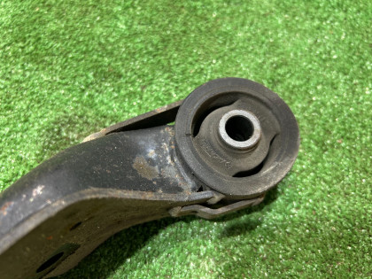 デフマウント SUBARU LEGACY OEM 41310AE020 BE5 BH5 1999 EJ208 MT5