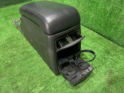 Glovebox and armrest кожа SUBARU LEGACY OEM 92111AE030ML BE5 1999 BLACK 47A, 88H