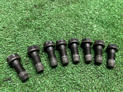 Flywheel bolts МТ длиные SUBARU LEGACY OEM 800610740 BE5 1999 EJ208 MT5