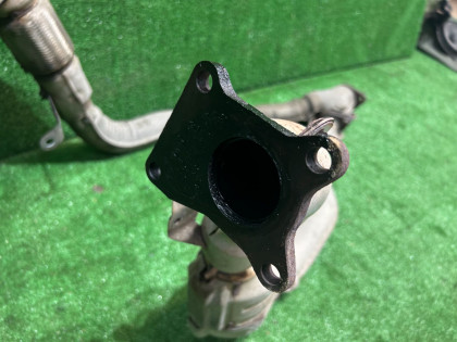 แคทาลิติก коллектор выпускной SUBARU LEGACY OEM 44102AC100 44101AE070 44104AC021 BE5 BH5 1999 EJ208 MT5