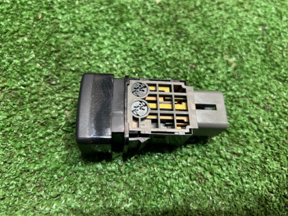สวิตช์ไฟตัดหมอก SUBARU LEGACY OEM 83001AE000 BHE BH9 BH5 BE5 BE9 BEE 1999 EJ208 MT5