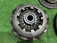 离合器套件（飞轮、压盘、从动盘） Сцепление SUBARU LEGACY OEM 30210AA361 30100AA600 12342AA010 BE5 1999 EJ208 MT5