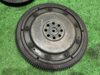 离合器套件（飞轮、压盘、从动盘） Сцепление SUBARU LEGACY OEM 30210AA361 30100AA600 12342AA010 BE5 1999 EJ208 MT5