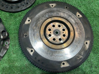 离合器套件（飞轮、压盘、从动盘） Сцепление SUBARU LEGACY OEM 30210AA361 30100AA600 12342AA010 BE5 1999 EJ208 MT5