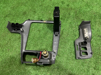Moldura do auto-rádio (conjunto) серебро SUBARU LEGACY OEM 66060AE240 66150AE110 BE5 1999 BLACK 47A, 88H