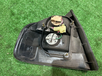 Piloto trasero derecho SUBARU LEGACY OEM 84201AE04A BEE BE9 BE5 1999