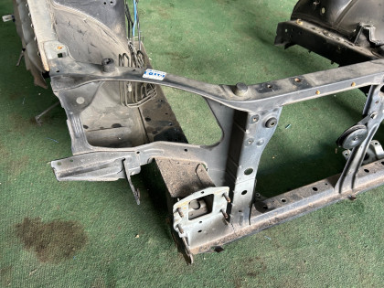 แผงหน้าหม้อน้ำ SUBARU LEGACY OEM 53060AE000 BE5 1999 BLACK 47A, 88H