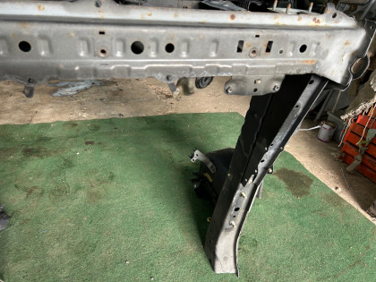 แผงหน้าหม้อน้ำ SUBARU LEGACY OEM 53060AE000 BE5 1999 BLACK 47A, 88H