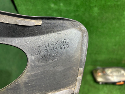 大灯眉 SUBARU LEGACY OEM J1017AE022 BEE BE9 BE5 2002