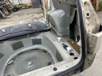 车身后段 SUBARU LEGACY LANCASTER OEM 52122AE100 52421AE060 51410AE160 51410AE170 BH9 1998 BEIGE 8L5