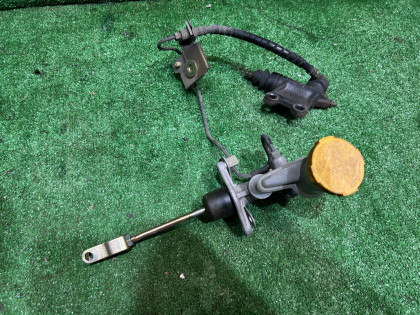 แม่ปั๊มคลัตช์บน Свап 37230AE020 30620AA012 SUBARU LEGACY