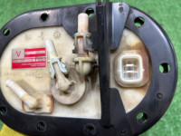 Fuel pump целые трубки SUBARU LANCASTER OEM 42021AE000 BH9 BE9 1998 EJ254 AT
