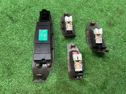 กล่องควบคุมกระจกไฟฟ้า SUBARU LANCASTER OEM 83071AE000 83071AE040 BHE BH9 1998 EJ254 AT
