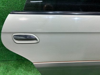 ประตูหลังขวา SUBARU LANCASTER OEM 60400AE420 BHE BH9 1998 BEIGE 8L5