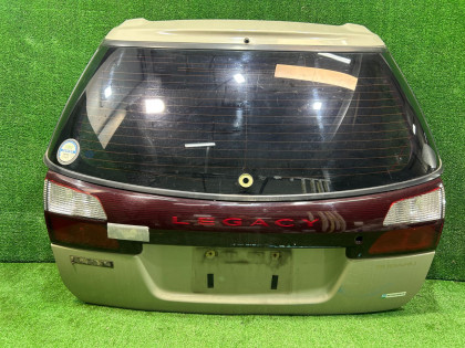 ประตูท้าย 60800AE040, 63011AE010, 84251AE060 SUBARU LANCASTER