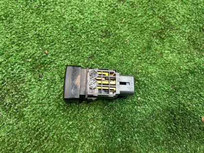สวิตช์ไฟตัดหมอก SUBARU LANCASTER OEM 83001AE000 BHE BH9 BH5 BE5 BE9 BEE 1998 EJ254 AT